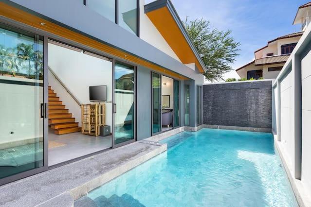Villa Crystal Two-Bedroom Private Pool Villa Phuket Екстериор снимка