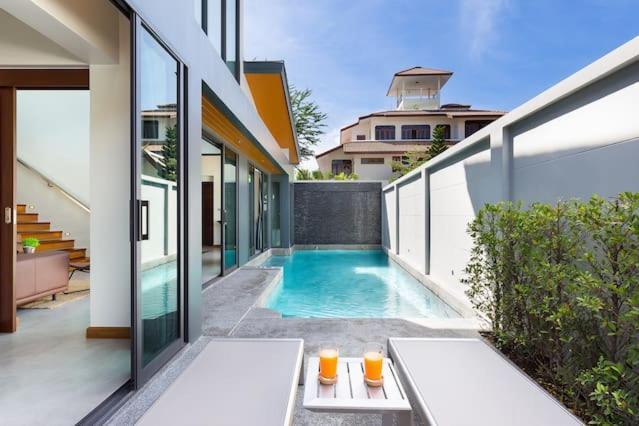Villa Crystal Two-Bedroom Private Pool Villa Phuket Екстериор снимка